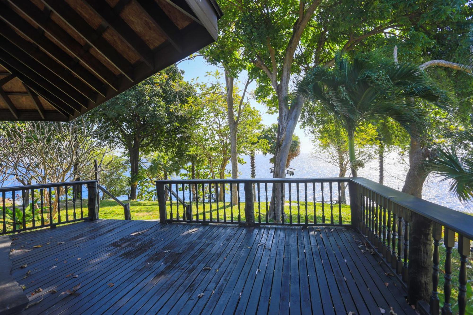 Ban Raya Resort And Spa 拉查亚伊岛 外观 照片