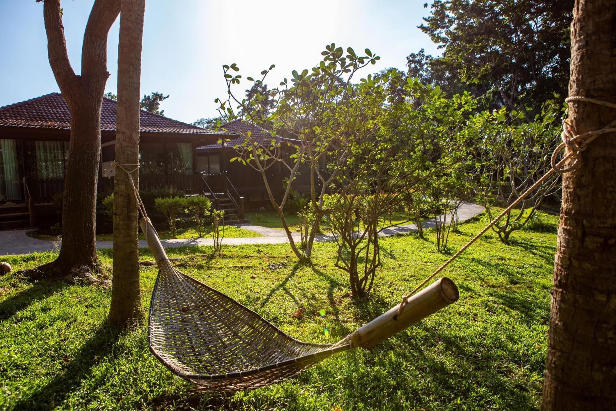 Ban Raya Resort And Spa 拉查亚伊岛 外观 照片